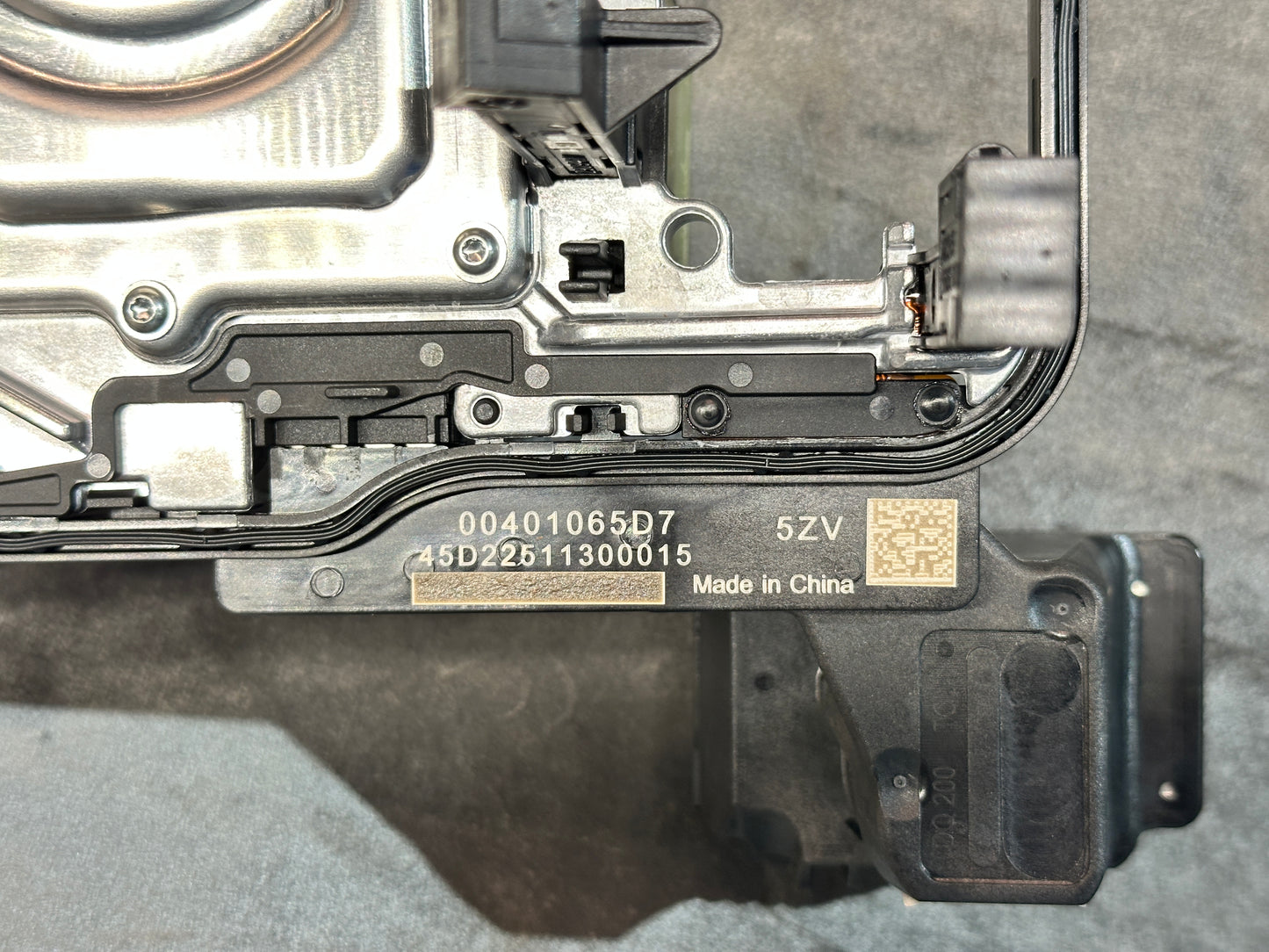 NEW GENUINE VOLKSWAGEN AUDI DQ200 MECHATRONICS TCU 0AM927769D - LRI Autoparts