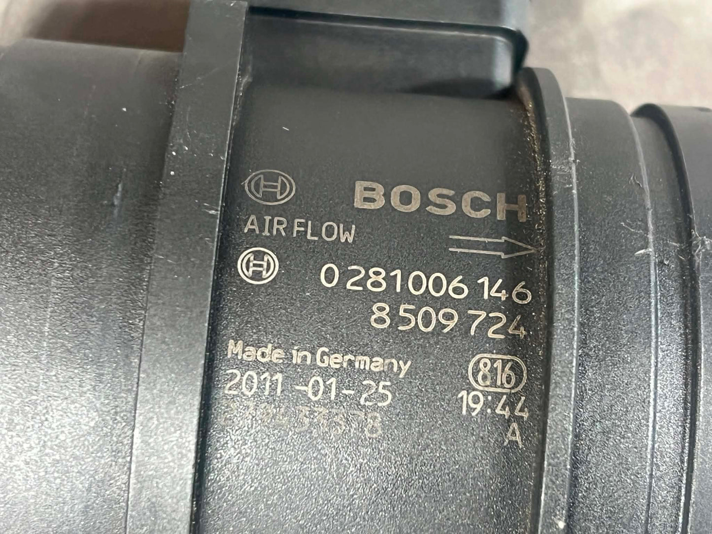 BMW 1 3 5 X SERIES MAF MASS AIR FLOW SENSOR 8509724 0281006146