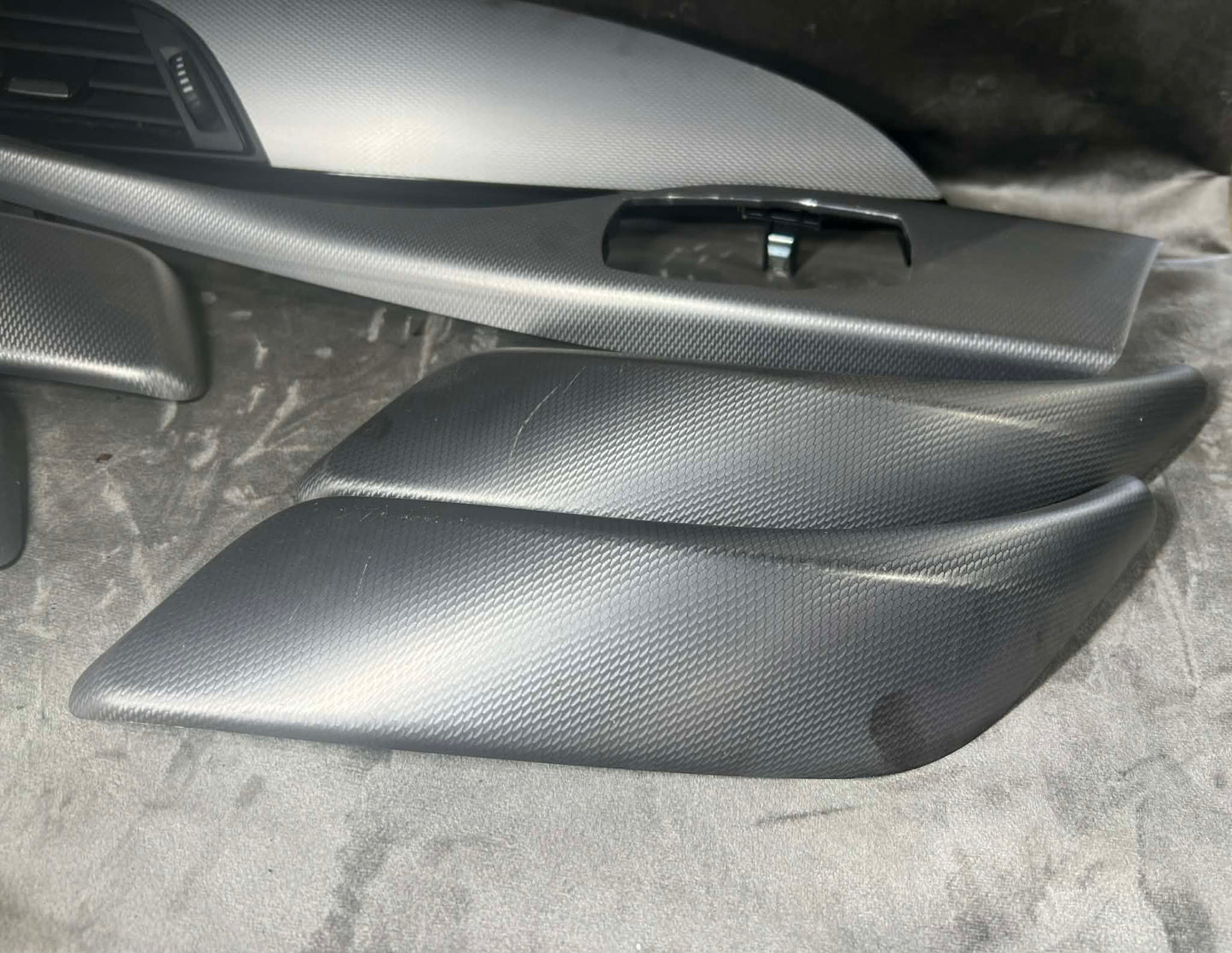 BMW 1 2 SERIES F20 F22 TRIM SET SATIN SILVER ALUMINIUM HEXAGON 2010-2016