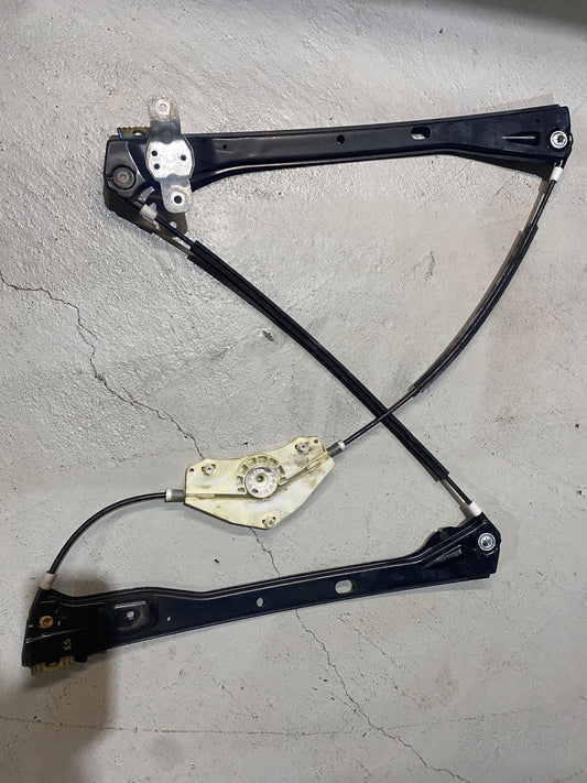 VW GOLF MK5 FRONT LEFT DRIVERS WINDOW REGULATOR 994855