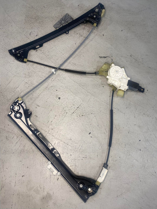 BMW 3 SERIES E93 E92 RIGHT WINDOW REGULATOR 0130822403