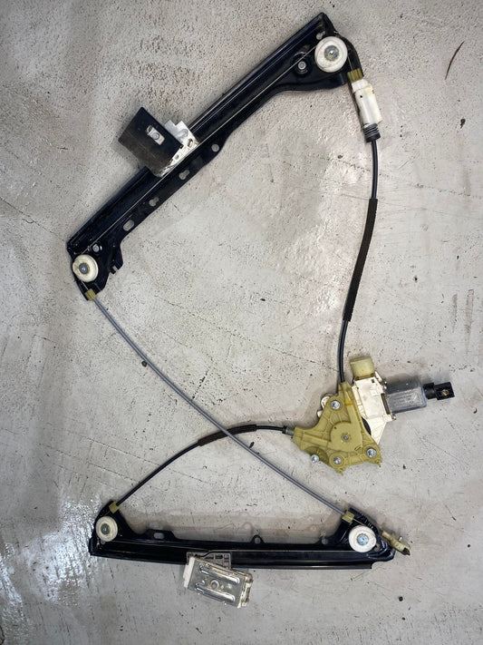 BMW 3 SERIES E93 E92 RIGHT WINDOW REGULATOR 0130822403