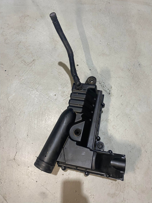 VW AUDI 2.0TDI AIR FILTER BOX 3C0129607