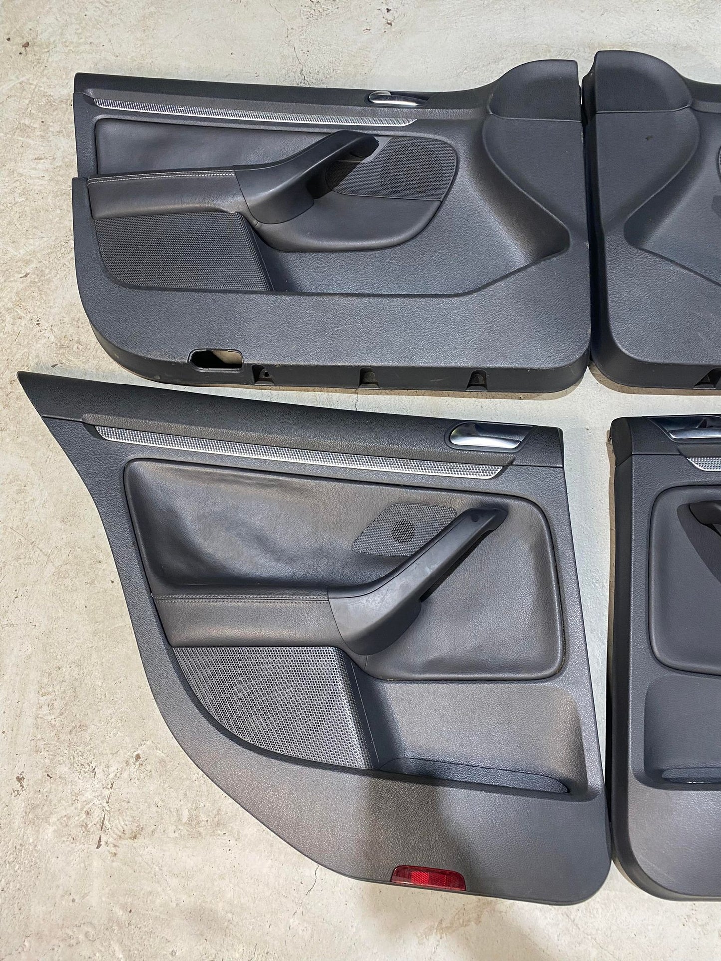 VW GOLF MK5 R32 FRONT AND REAR DOOR CARD SET
