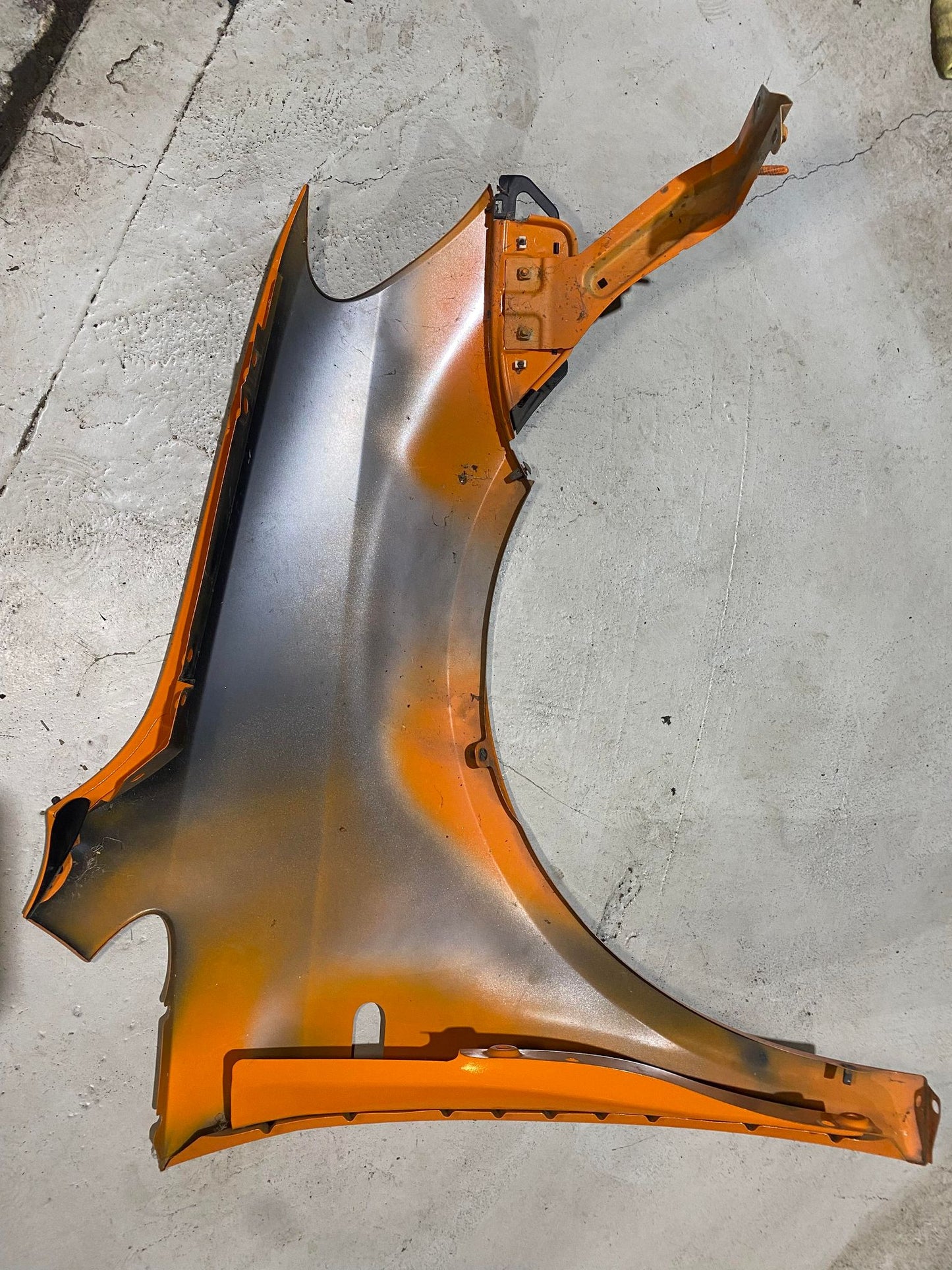VW CADDY 2010-2015 FRONT LEFT GUARD