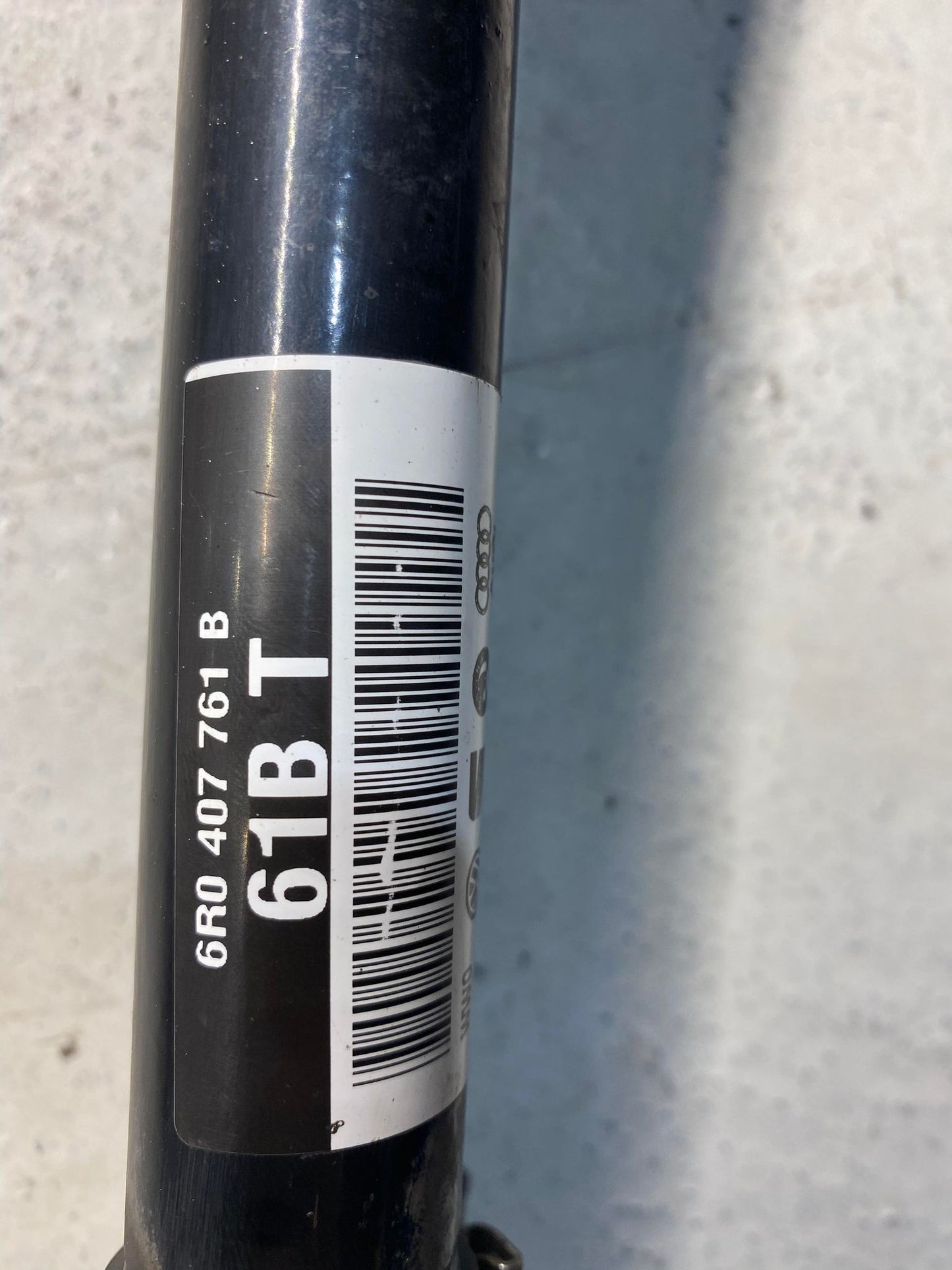 VW POLO 6R FRONT LEFT DRIVE SHAFT 6R0407761