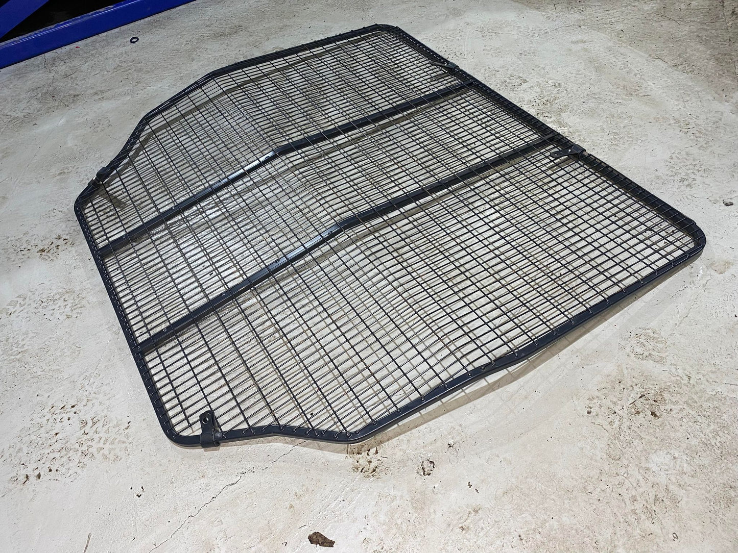 VW CADDY 2010-2015 REAR CARGO PROTECTION BARRIER