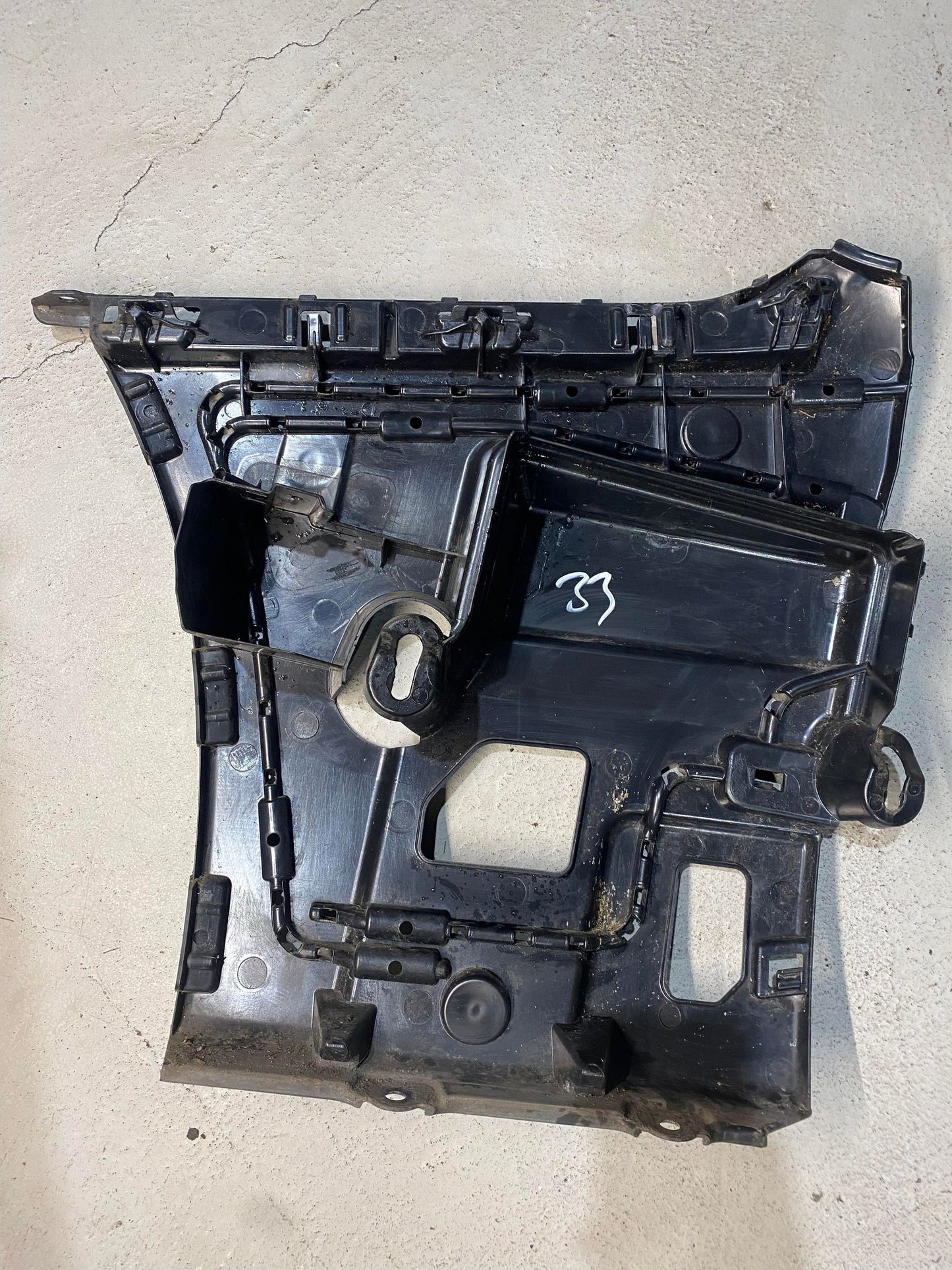 BMW 4 SERIES F32 F33 F36 REAR RIGHT BUMPER BRACKET 7285562