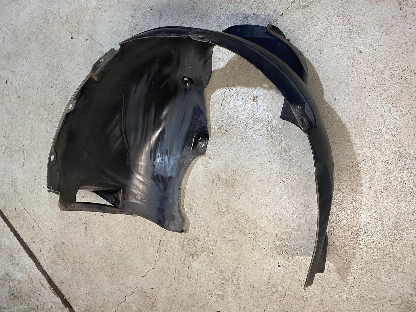 VW POLO 6R FRONT LEFT WHEEL ARCH LINER 6R0809957