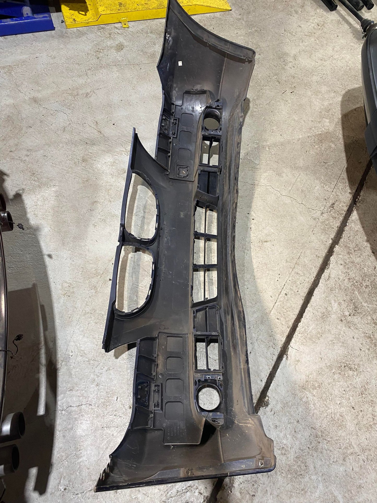 BMW 5 SERIES E60 FRONT BUMPER