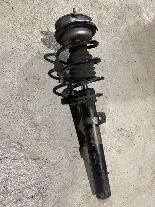 BMW 3 SERIES FRONT RIGHT SHOCK ABSORBER 6786006
