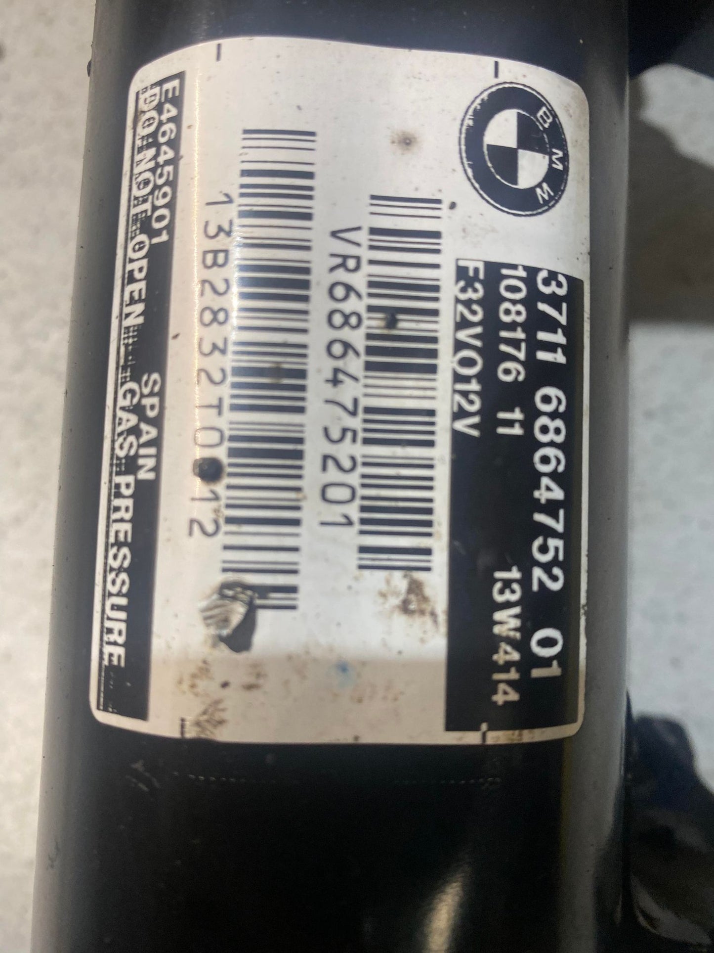 BMW 4 SERIES F32 FRONT RIGHT SHOCK ABSORBER 6864752