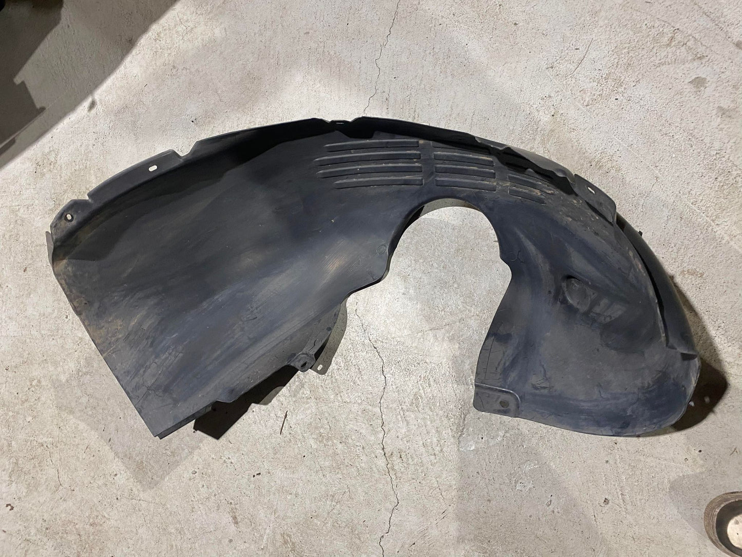 VW GOLF MK7 FRONT RIGHT ARCH LINER 5G0805978