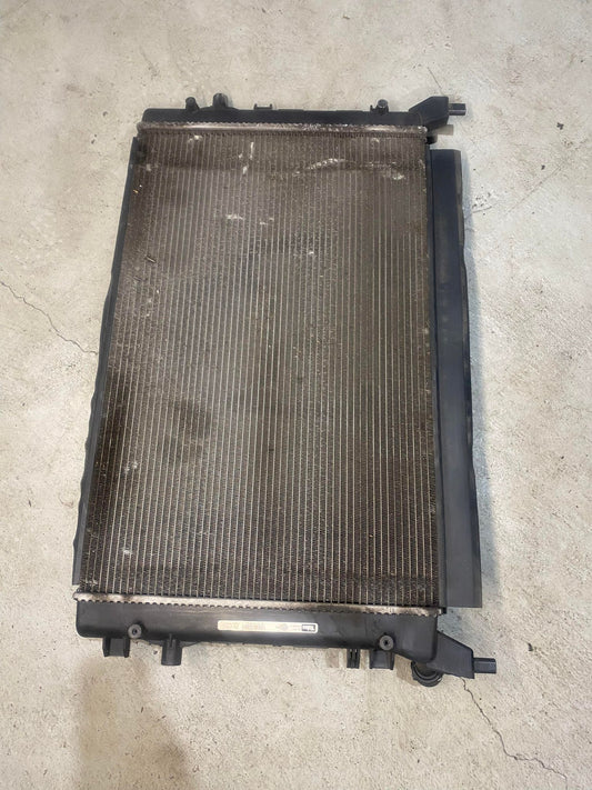 VW AUDI GOLF CADDY A3 FRONT ENGINE COOLING RADIATOR 1K0121251BN