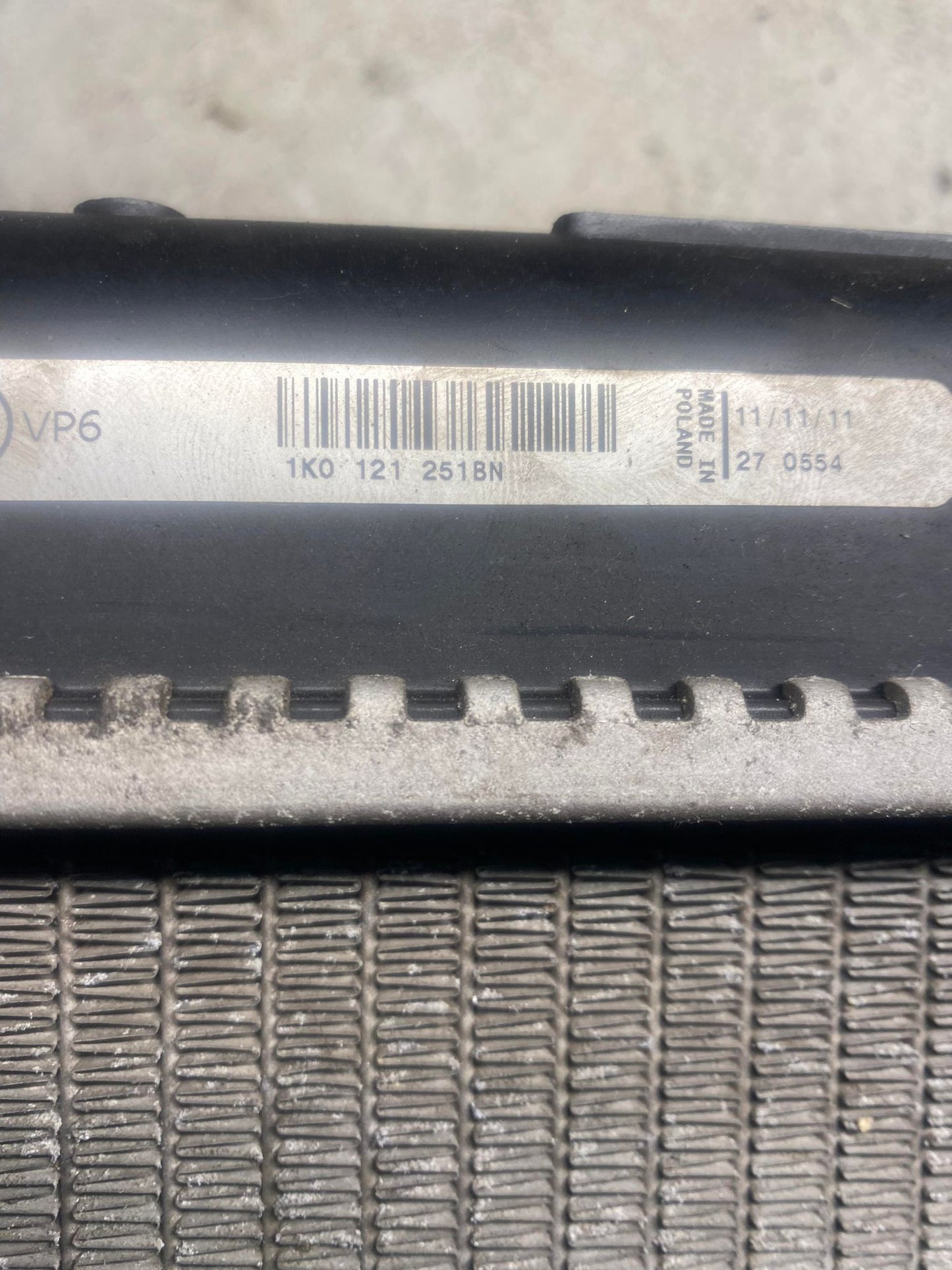 VW AUDI GOLF CADDY A3 FRONT ENGINE COOLING RADIATOR 1K0121251BN