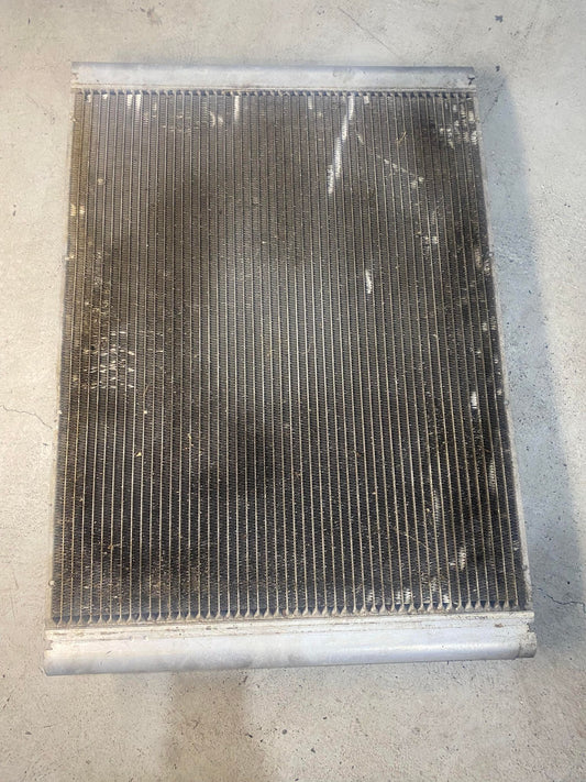 BMW 7 SERIES E65 E66 N62 ENGINE COOLING RADIATOR 7507972