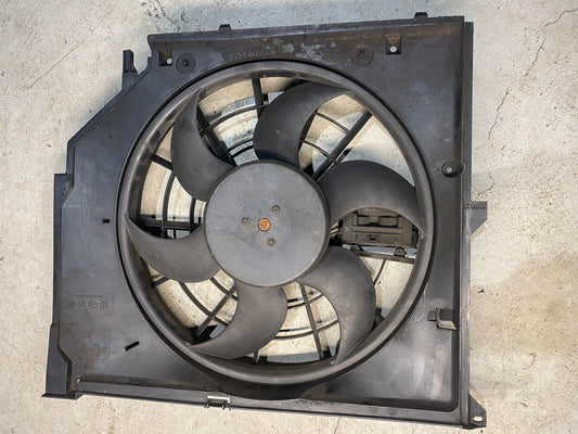 BMW 3 SERIES E46 RADIATOR COOLING FAN 7525508