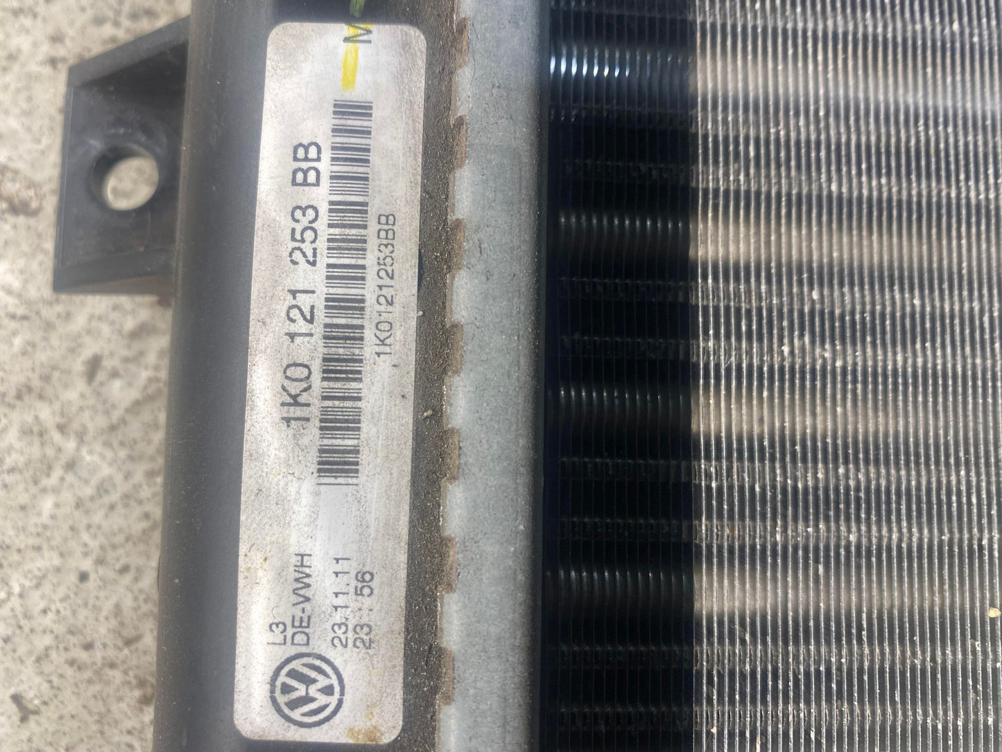 VW GOLF CADDY PASSAT ENGINE COOLING RADIATOR 1K0121253
