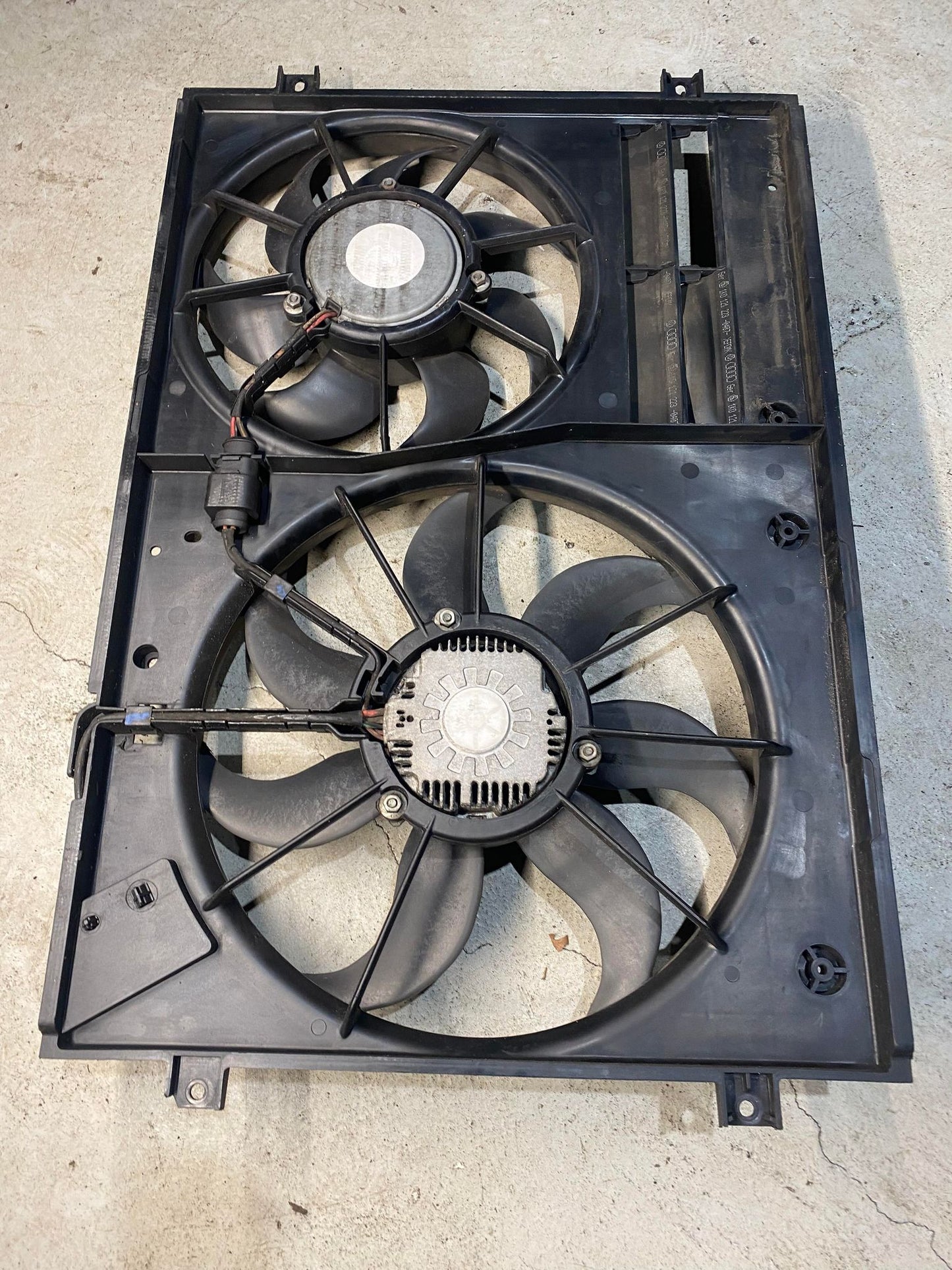 VW CADDY GOLF JETTA RADIATOR COOLING FAN 1K0121207