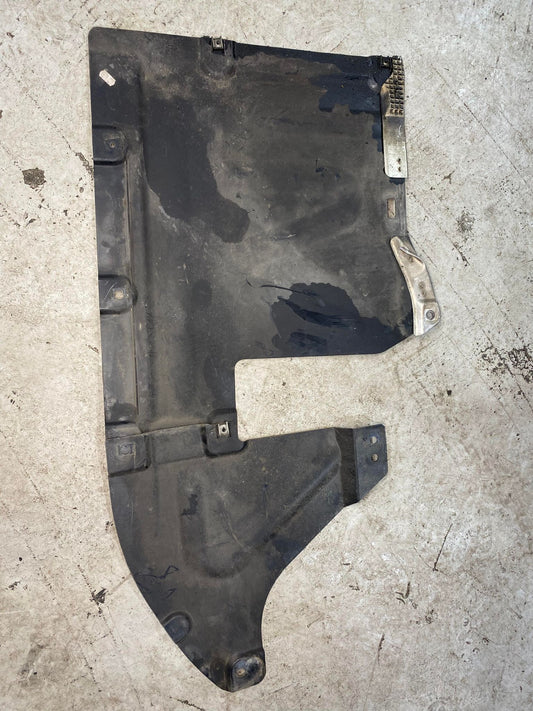 BMW 1 3 X1 SERIES E87 E82 E88 E90 E92 E93 CENTER TRANSMISSION COVER UNDERTRAY 7163563