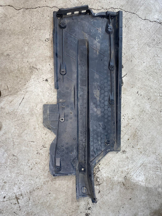 VW POLO 6R LEFT SIDE UNDERTRAY 6Q0825201