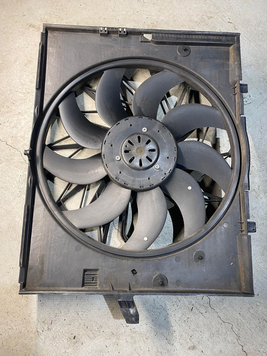 BMW 5 6 7 SERIES E60 E61 E63 E64 E65 E66 N46N N52 RADIATOR COOLING FAN 7543283