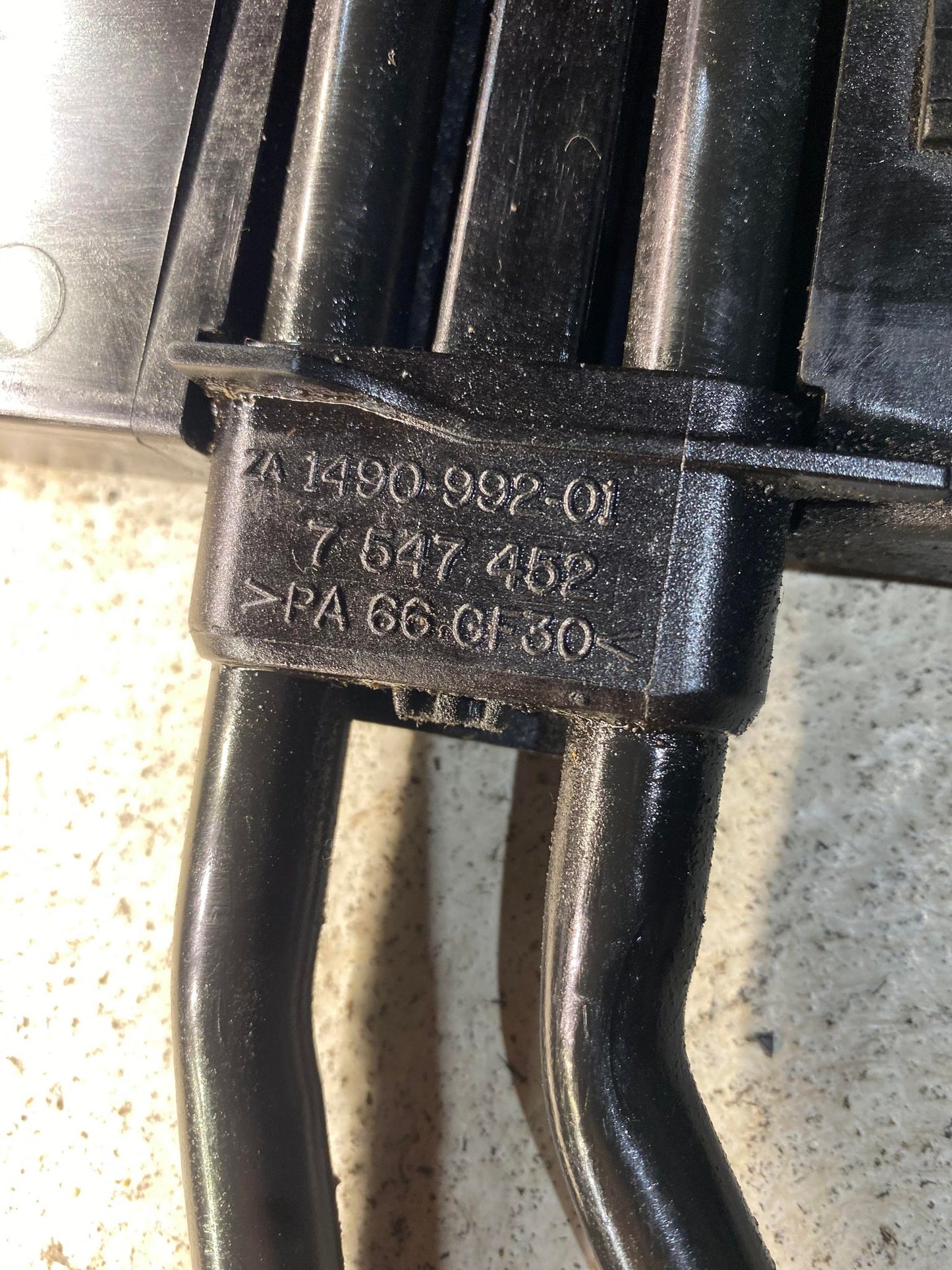 BMW 3 SERIES E90 E92 E93 POWER STEERING RADIATOR 7547452