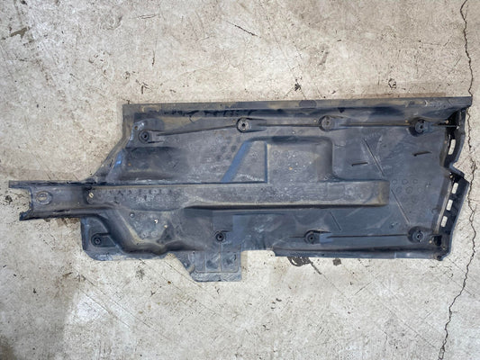 VW POLO 6R RIGHT SIDE UNDERTRAY 6Q0825202