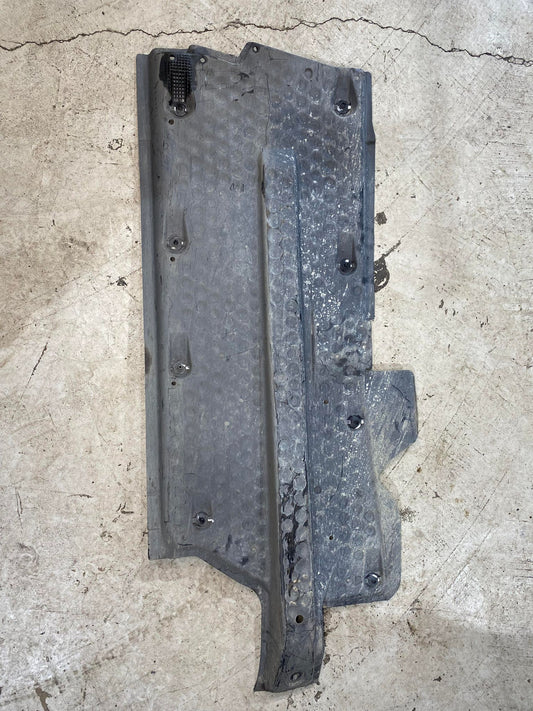 VW POLO 6R LEFT SIDE UNDERTRAY 6Q0825201