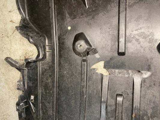 BMW 3 SERIES E93 ENGINE UNDERTRAY 7135287