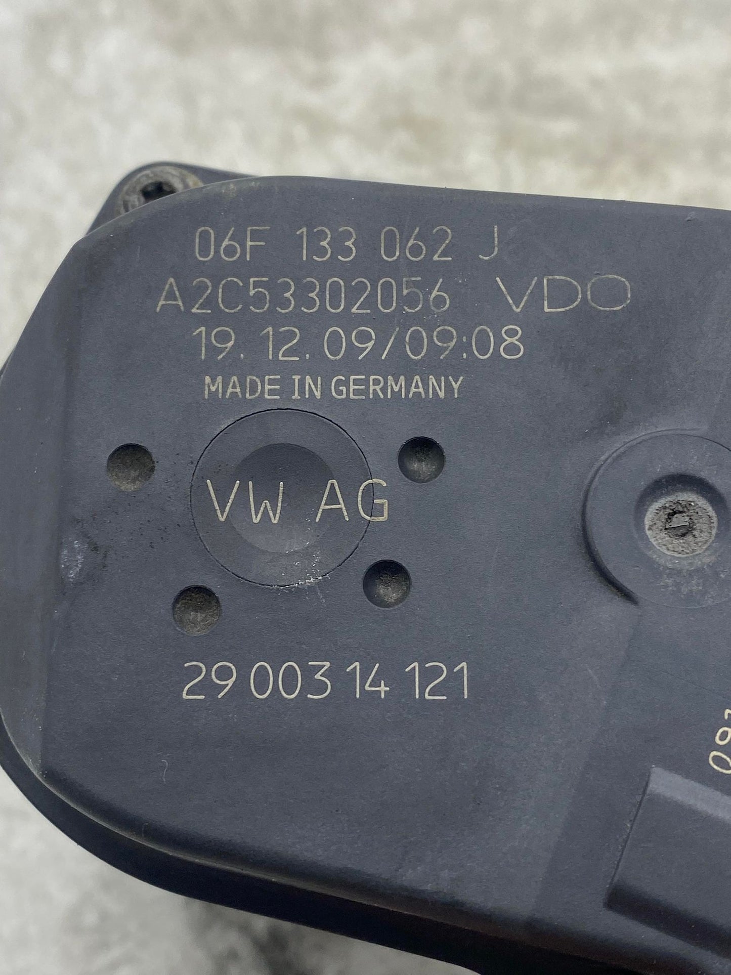 VOLKSWAGEN AUDI A3 2.0T THROTTLE BODY 06F133062G