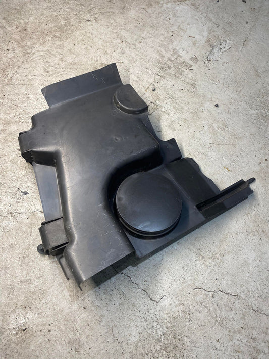 BMW 5 SERIES E34 RIGHT HEADLIGHT TRIM COVER 946434