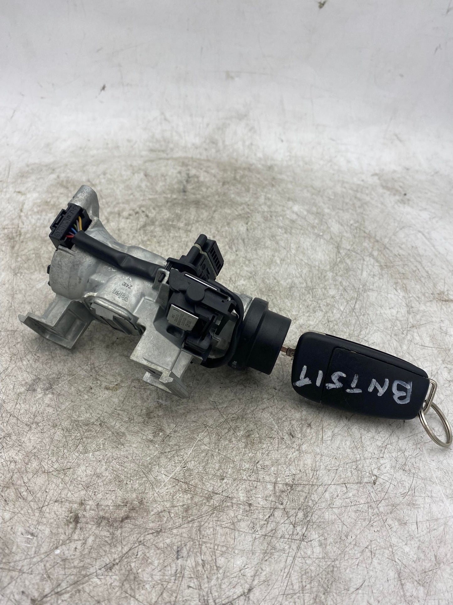 GENUINE AUDI VOLKSWAGEN IGNITION BARREL WITH KEY 1K0905851