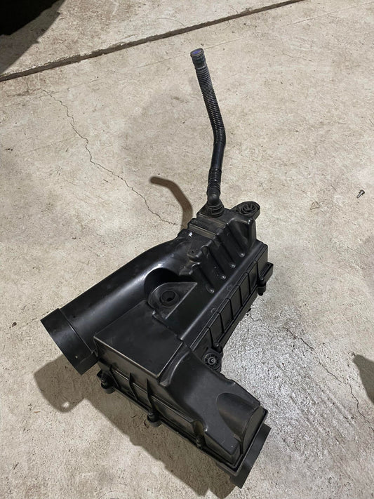 VW AUDI AIR FILTER BOX 1K0129607