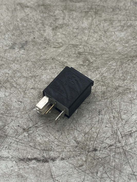 VOLKSWAGEN RELAY 7M0951253