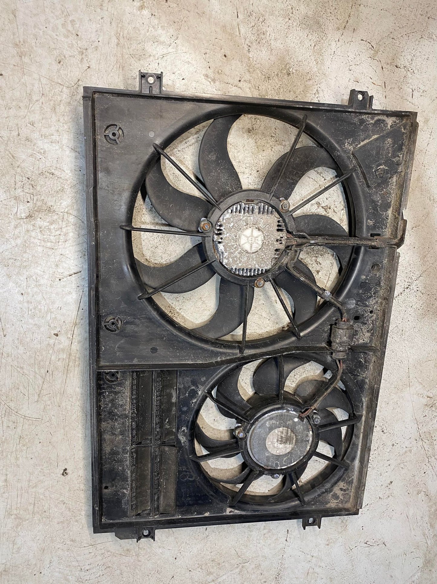 VW CADDY GOLF JETTA RADIATOR COOLING FAN 1K0121207
