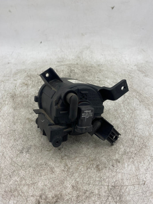 AUDI A3 8P FRONT RIGHT FOG LIGHT 8E0941700