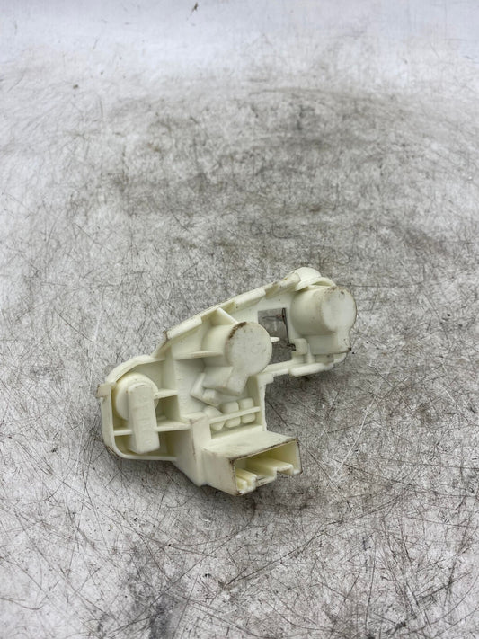 BMW 3 SERIES E90 REAR RIGHT SIDE OF BOOT LIGHT PANNEL 7183842