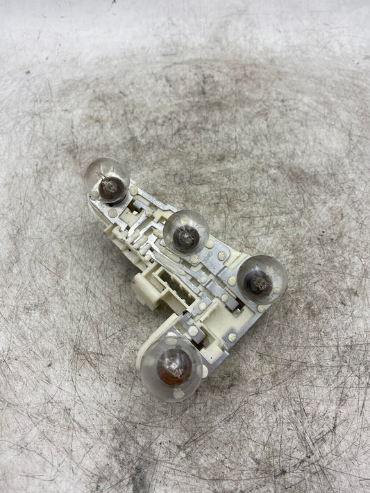 BMW 3 SERIES E90 REAR RIGHT TAIL LIGHT BULB PANNEL 6937474