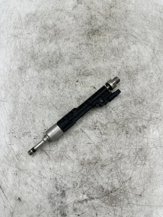 BMW S63N S63R BOSCH INJECTOR 13538627842 0261500262