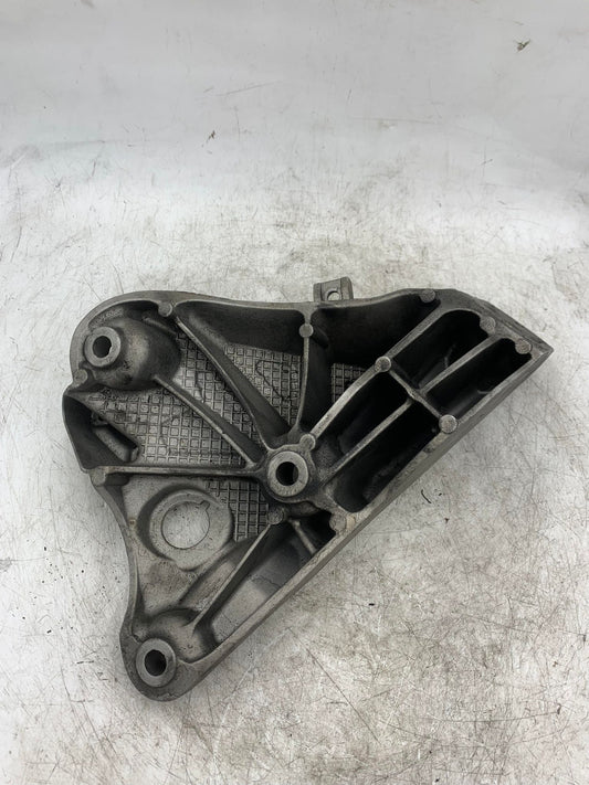 BMW X5 E70 FRONT LEFT ENGINE SUPPORT MOUNT 6790021