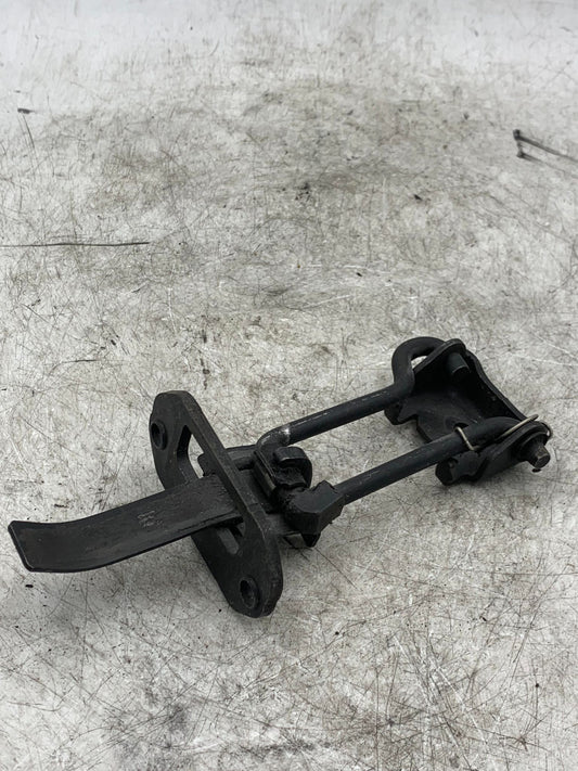 VW CADDY REAR DOOR HINGE 2K0827793