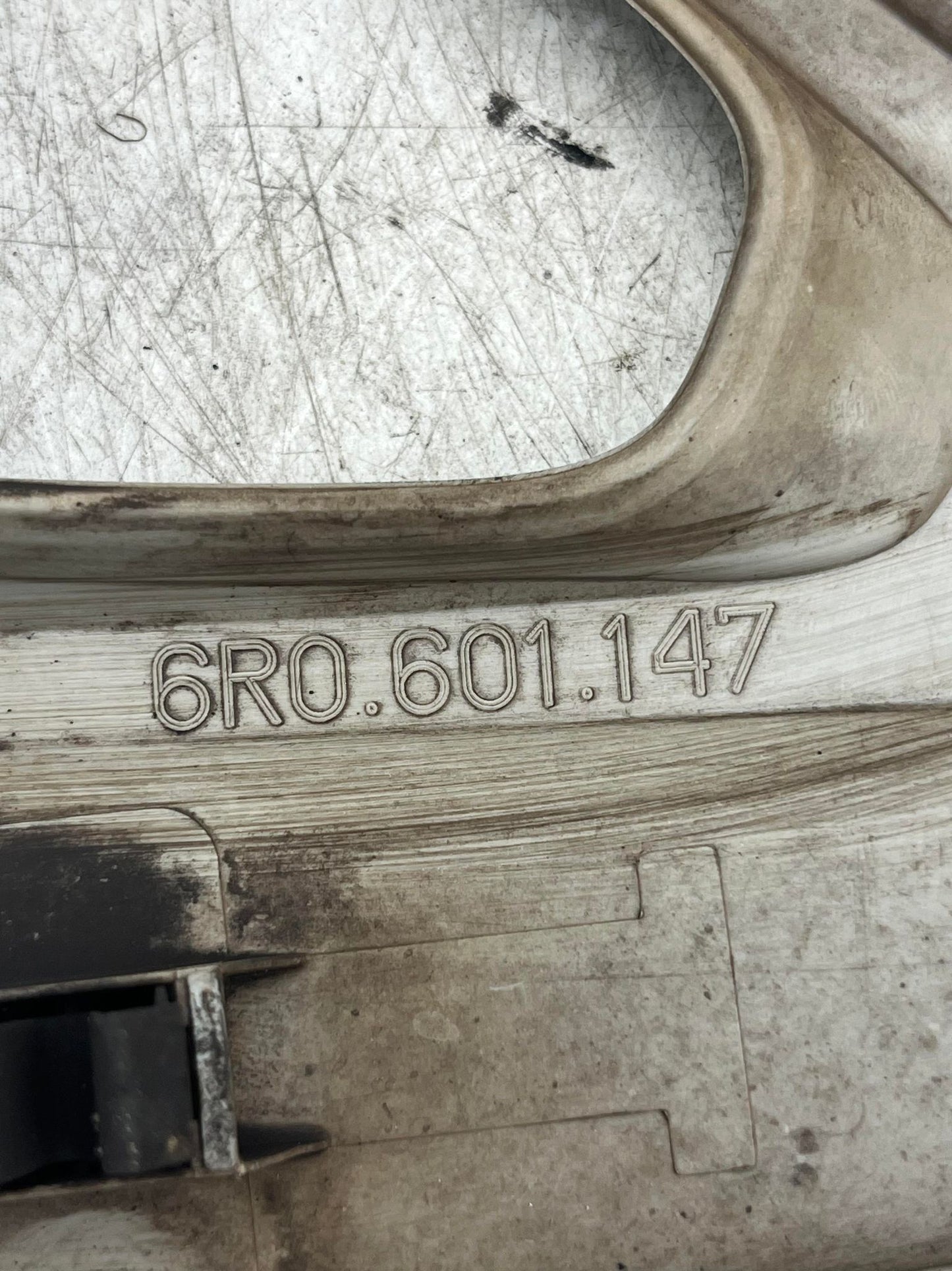 VW POLO 6R HUB CAP WHEEL COVER 6R0601147
