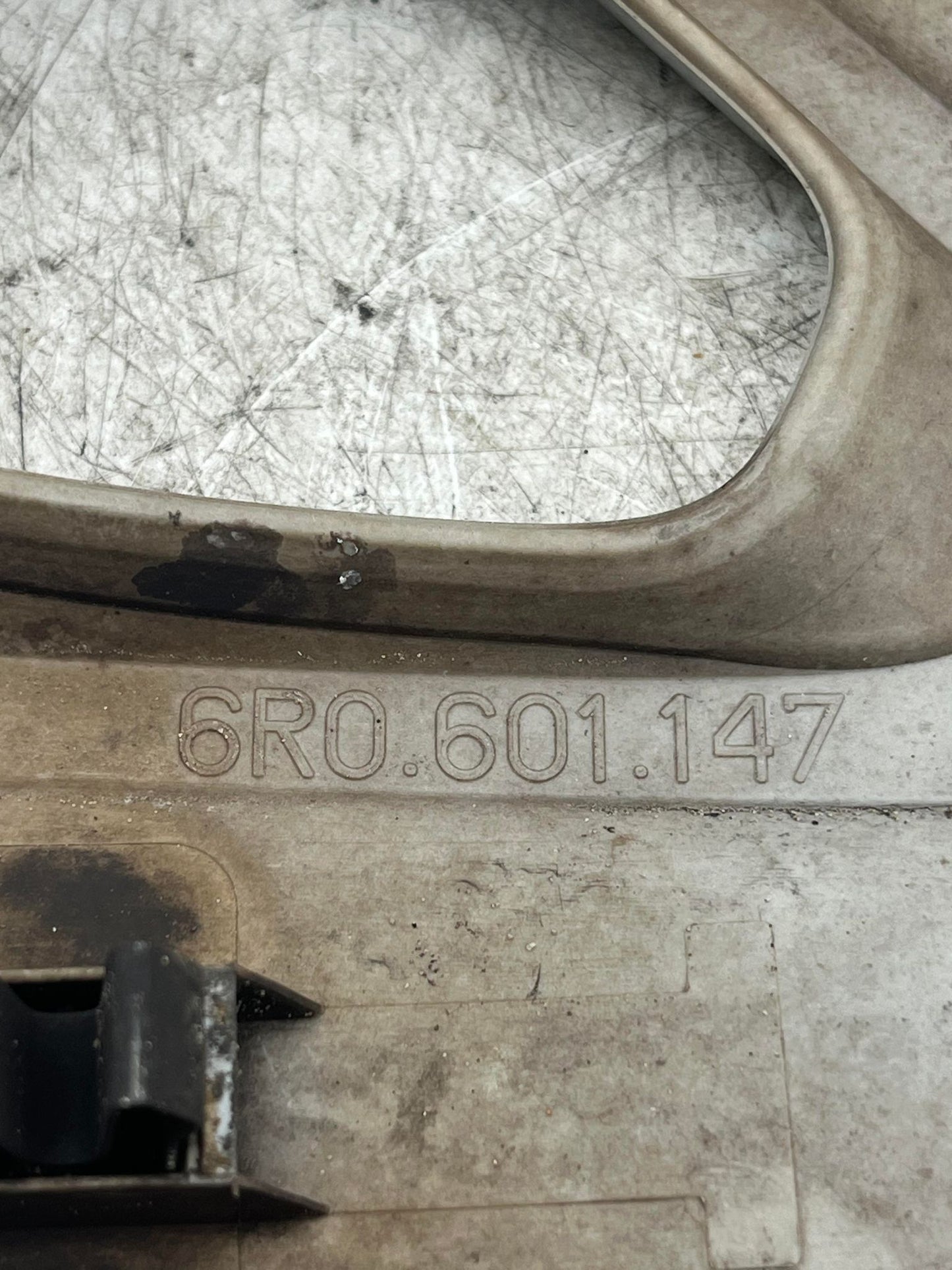 VW POLO 6R HUB CAP WHEEL COVER 6R0601147