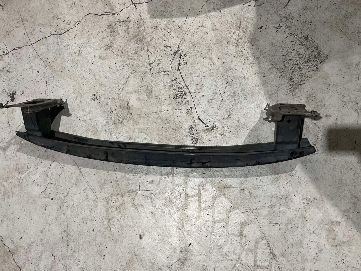 VW CADDY REAR CRASH BAR 2005-2011