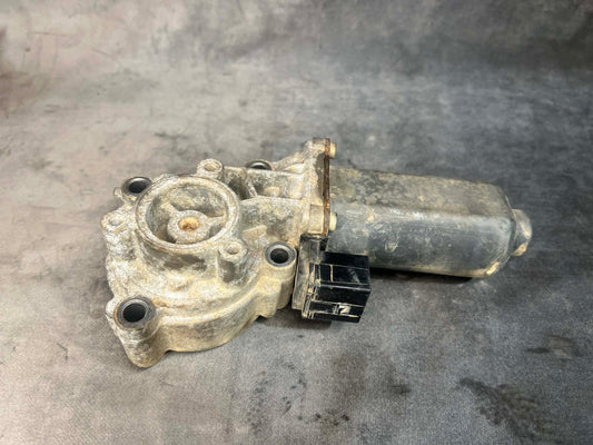 BMW X3 X5 X6 TRANSFER CASE ACTUATOR MOTOR 27107566250 - LRI Autoparts