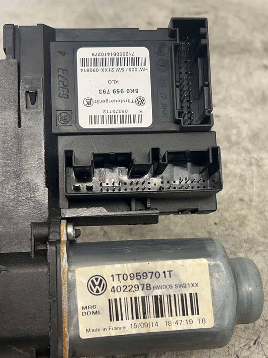 VOLKSWAGEN GOLF MK6 RHS FRONT DRIVERS WINDOW MOTOR 5K0959793