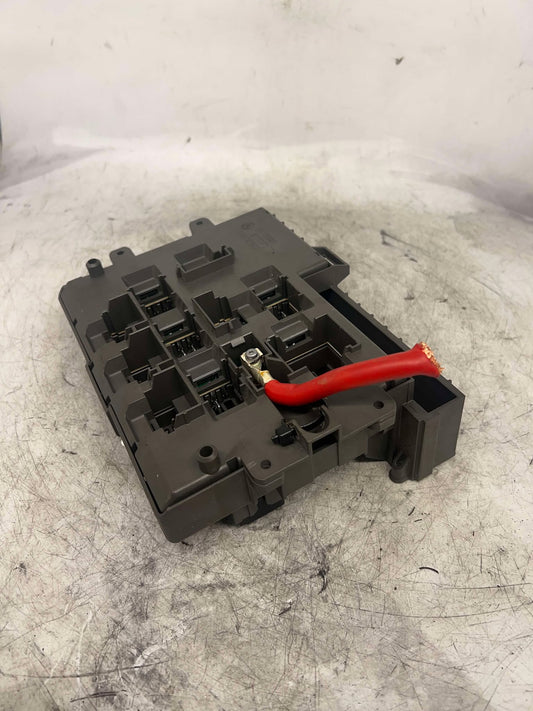 BMW 1 3 SERIES FUSE RELAY BOX 9119445