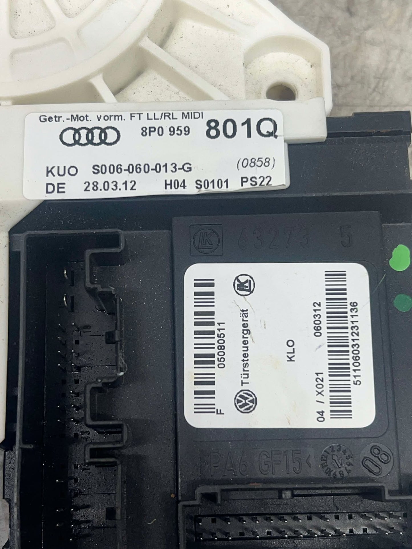 AUDI VOLKSWAGEN GOLF CADDY TIGUAN POLO A3 WINDOW REGULATOR 8P0959801Q