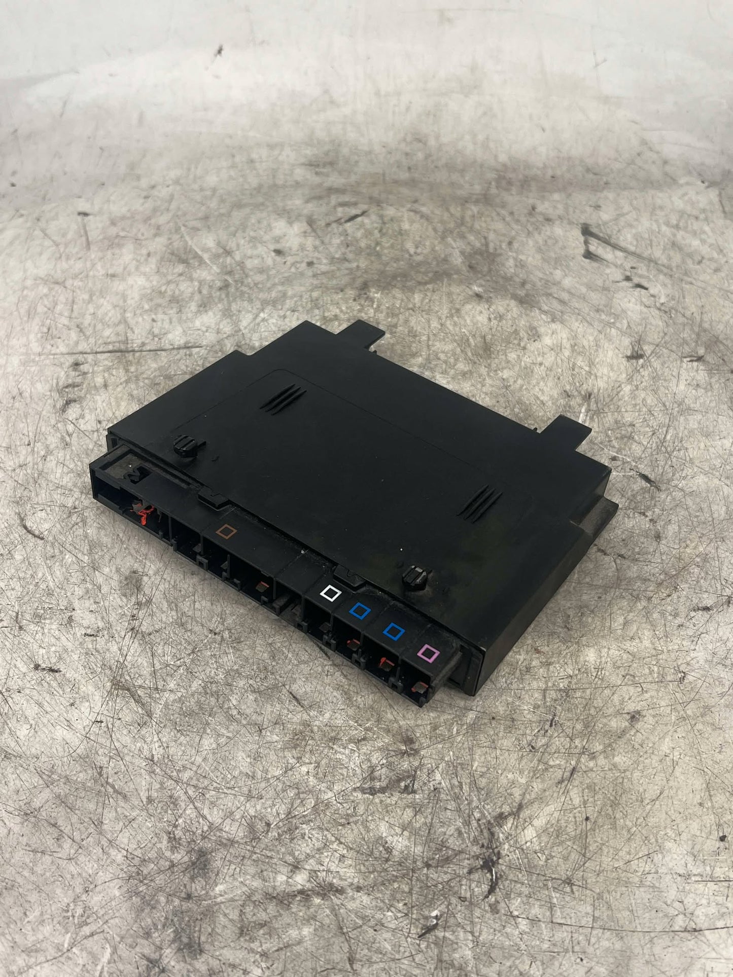 BMW 1 3 5 X SERIES FRONT SEAT CONTROL MODULE 9134662